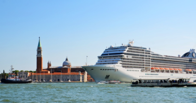 Cruise ship towers over Piazza San Marco