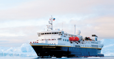Lindblad Expeditions The National Geographic Explorer