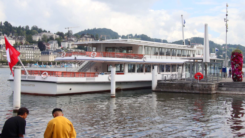 Cruise on Lake Lucerne on board the MS Waldstätter - lunch included