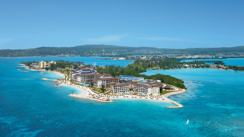 Secrets Wild Orchid Montego Bay, AMR Collection