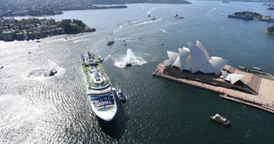 P&O Cruises' Pacific Explorer welcomed home in Sydney, Australia