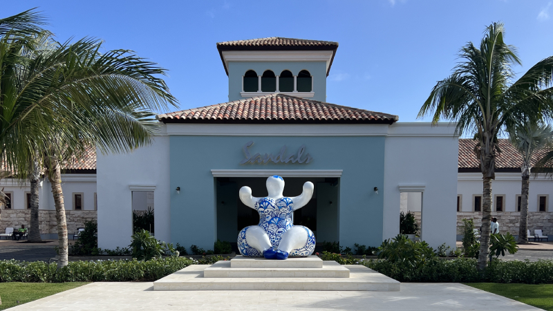 All new Sandals Royal Curacao entrance featuring a 'Chichi' Papiamentu word for Big Sister. She is revered and admired in Curacao families and painted in the dutch 'old delft' style.