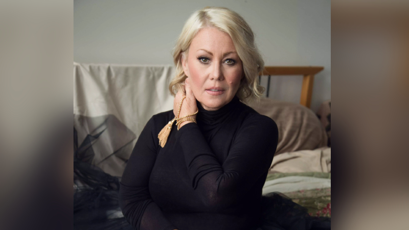 Canadian musician, actor and author Jann Arden joins Scenic on its 30OCT Delightful Duoro cruise.