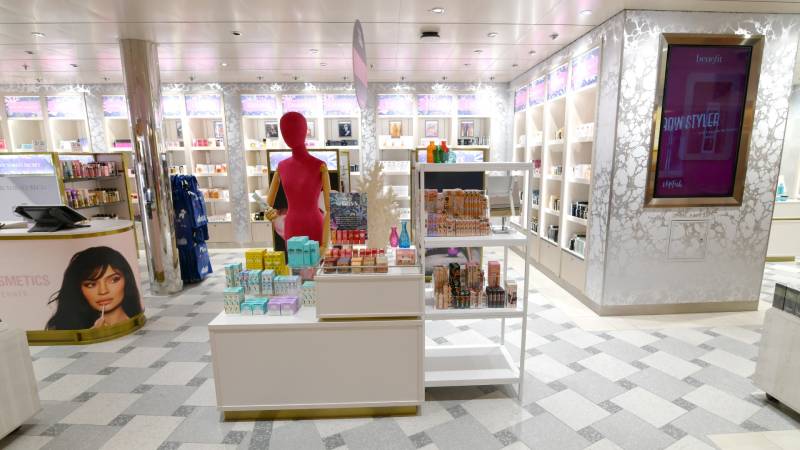 Chanel opens fragrance, beauty and eyewear boutique at Dallas Fort