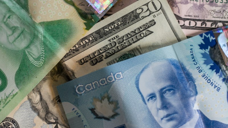 Will Plunging Canadian Dollar Impact Winter Travel Plans?