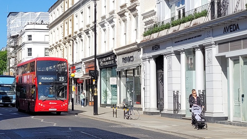 Kensington is a convenient central neighbourhood in which to base a trip