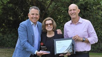 L-R: Flemming Friisdahl, Edna Ray, Senior Manager, Regional Sales, Air Canada and Kevin Pohlmann, Regional Sales Manager – Air Canada